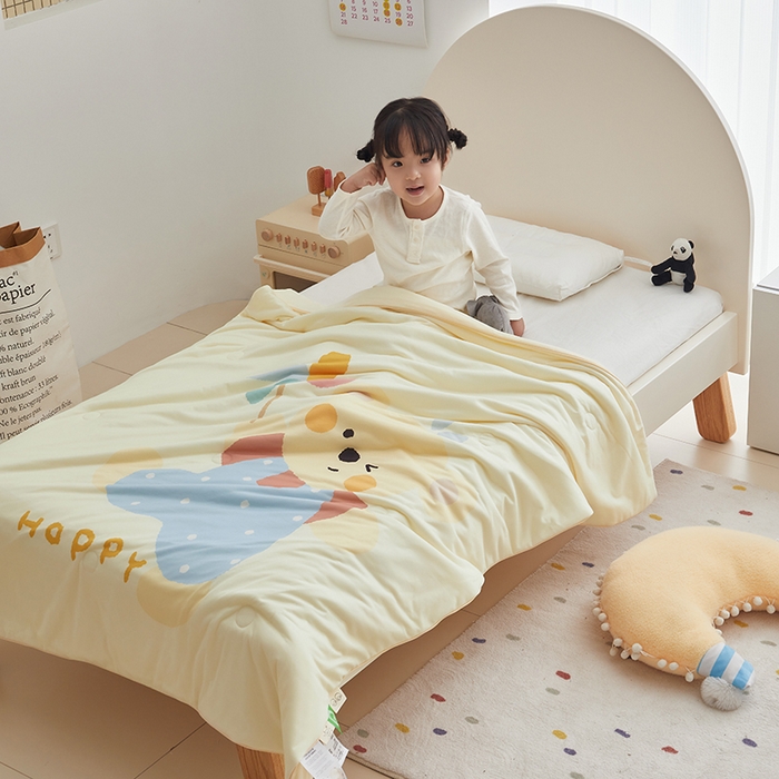 91家纺网 家纺一手货源 找家纺 荷马之梦 2025新款大版针织棉凉感丝AB版大豆儿童夏被 风车小熊