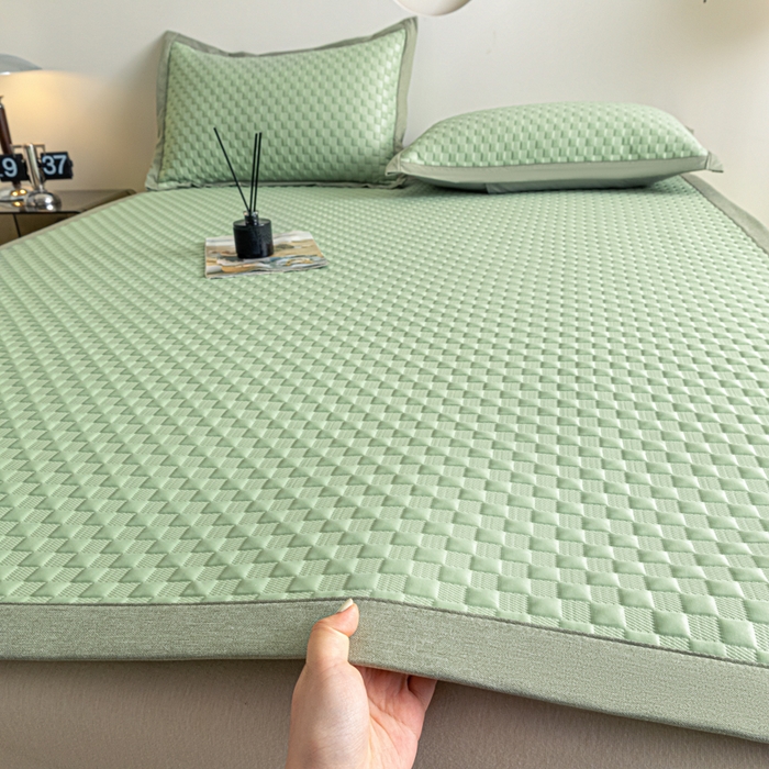 91家纺网 家纺一手货源 找家纺 阿亮家居 2025新款凉席凉豆豆软席床席款 异空间-梵克绿