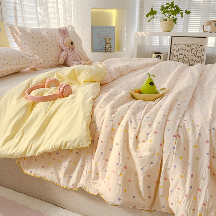 91家纺网 家纺一手货源 找家纺 星巴k家纺 2025新款A类水洗双层纱大豆纤维夏被夏凉被空调被 彩色圆点