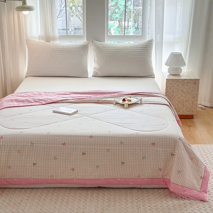 91家纺网 家纺一手货源 找家纺 瑜珠 2025新款A类双面全棉印花夏被夏凉被纯棉空调被 友谊结粉