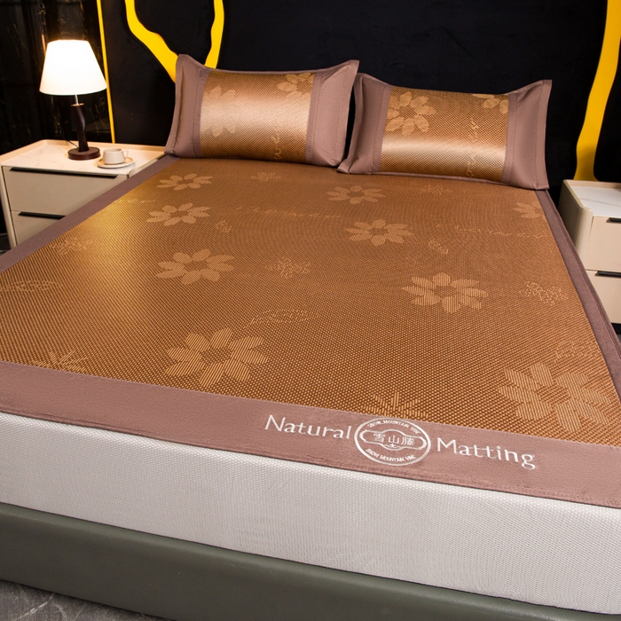 91家纺网 家纺一手货源 找家纺 卡罗兰 2025新款藤席提花凉席冰丝席床笠款-向阳花系列 向阳花-棕色