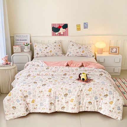 91家纺网 家纺一手货源 找家纺 佰亿莱  2025春夏新款水洗棉羽丝绒小花边夏被夏凉被空调被 灰蒙小狗