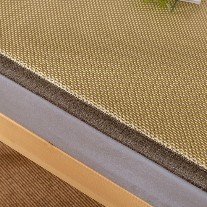 91家纺网 家纺一手货源 找家纺 2025新款包边工艺凉感冰藤地铺睡垫系列凉席地垫 绿冰藤