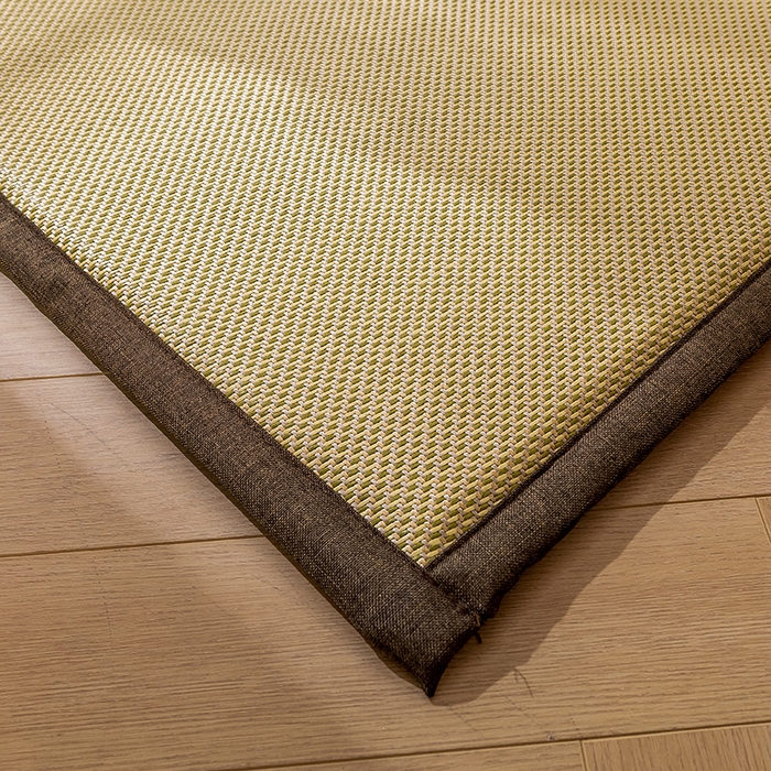 91家纺网 家纺一手货源 找家纺 2025新款包边工艺凉感冰藤地铺睡垫系列凉席地垫 绿冰藤