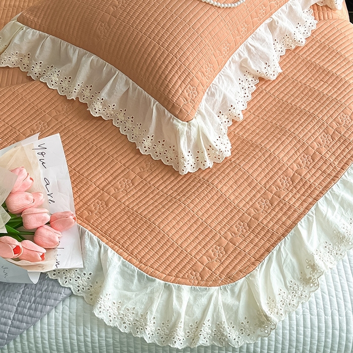 91家纺网 家纺一手货源 找家纺 沐纯家居 2025新款棉小乐花边床盖三件套 南瓜桔