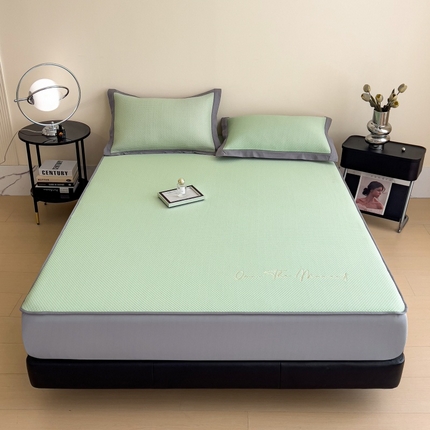 91家纺网 家纺一手货源 找家纺 孩子王家纺 2025新款冰豆豆华夫格绣花床单床笠-万丽和系列 万丽和-水墨绿床笠