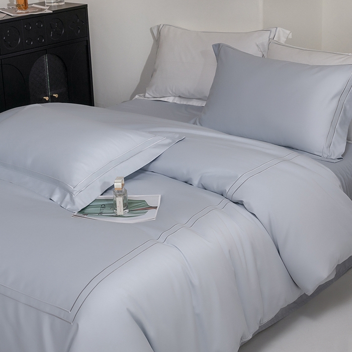 91家纺网 家纺一手货源 找家纺 121  2025新款长绒棉纯棉高支高密贡缎刺绣四件套 冰川蓝