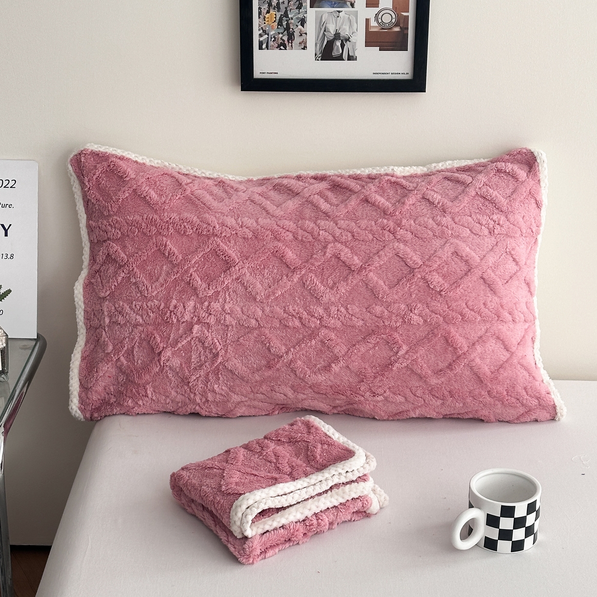 91家纺网 家纺一手货源 找家纺 乐嘉盈 2025新款塔芙绒枕皮 粉色