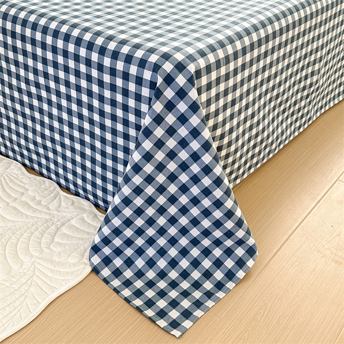 91家纺网 家纺一手货源 找家纺 绒艺席业 2025新款简约原棉印花老粗布床单 浅蓝小格