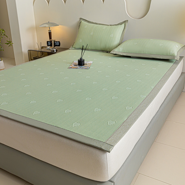 91家纺网 家纺一手货源 找家纺 阿亮家居 2025新款凉席凉豆豆软席床席款 心相印-梵克绿