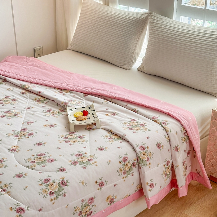 91家纺网 家纺一手货源 找家纺 瑜珠 2025新款A类双面全棉印花夏被夏凉被纯棉空调被 伊芙花语