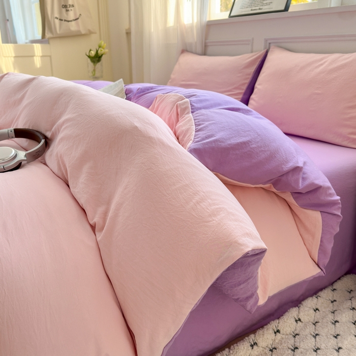 91家纺网 家纺一手货源 找家纺 冕悠家纺 2025新款A类105克超柔褶皱水洗棉拼色四件套 樱花粉+丁香紫