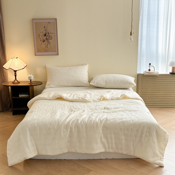 91家纺网 家纺一手货源 找家纺 欧邦 2025新款A类提花昆仑棉双层纱夏被空调被 米白