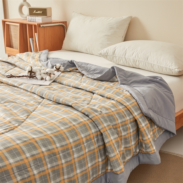91家纺网 家纺一手货源 找家纺 魅图家纺 2025新款A类云朵棉抗菌棉花夏被 格韵-黄