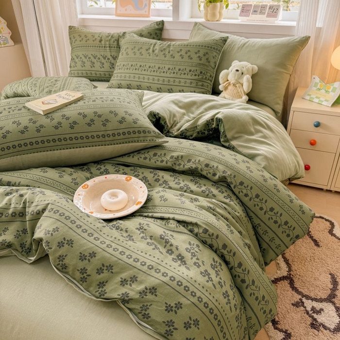 91家纺网 家纺一手货源 找家纺 2025新款40s全棉双层纱圆角吊边款四件套 爱丽丝花园-橄榄绿