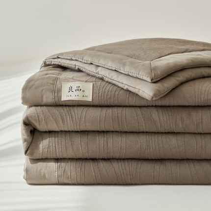 91家纺网 家纺一手货源 找家纺 （总）寐绸家纺 2025新款纯棉水洗棉三层提花大豆纤维夏被四件套