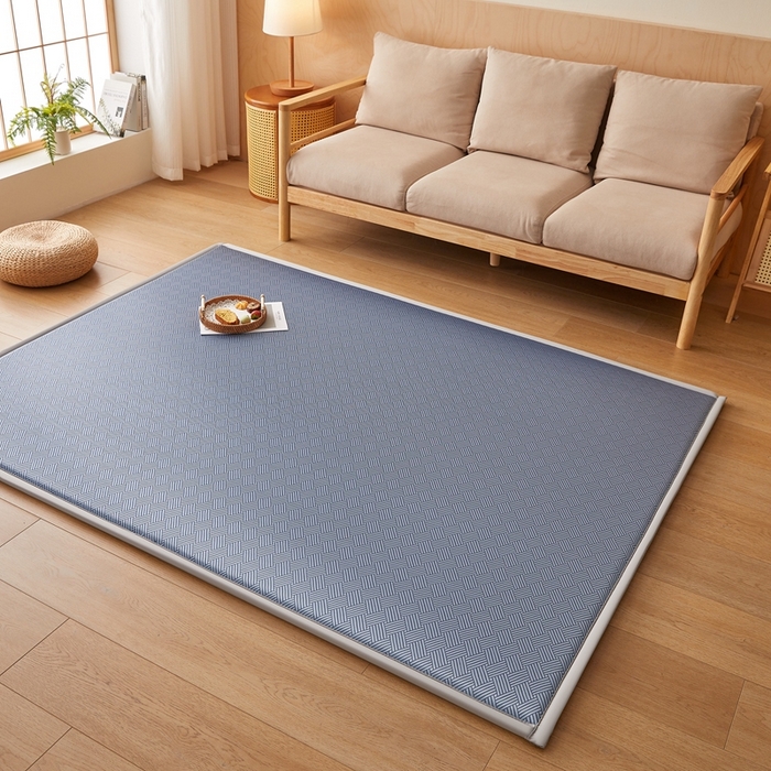 91家纺网 家纺一手货源 找家纺 2025新款包边工艺凉感冰藤地铺睡垫系列凉席地垫 冰丝饼干蓝