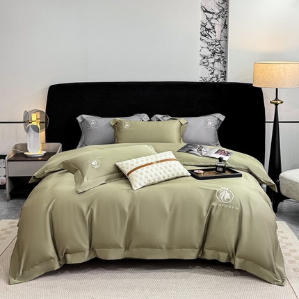 91家纺网 家纺一手货源 找家纺 沃尔居 2025新款亲肤舒适全棉纯棉绣花系列四件套 萨尔夫人-橄榄绿