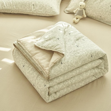 91家纺网 家纺一手货源 找家纺 （总）寐绸家纺 2025新款纯棉双层纱印花大豆纤维夏被四件套