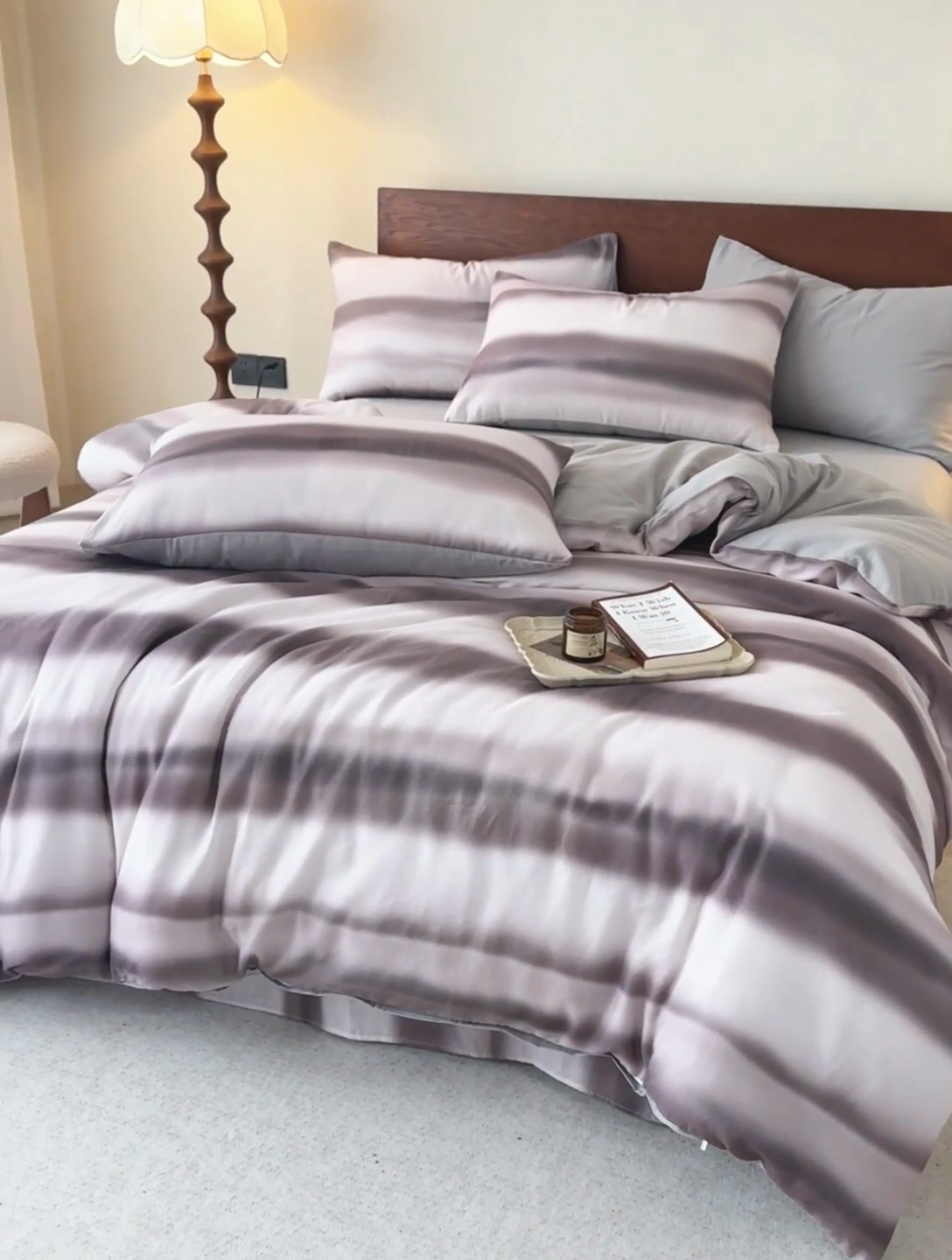 91家纺网 家纺一手货源 找家纺 2025新款40s全棉双层纱圆角吊边款四件套 流年-咖