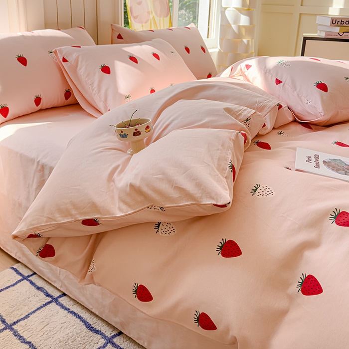 91家纺网 家纺一手货源 找家纺 澳梵家居 2025新款小清新全棉印花四件套 可可草莓