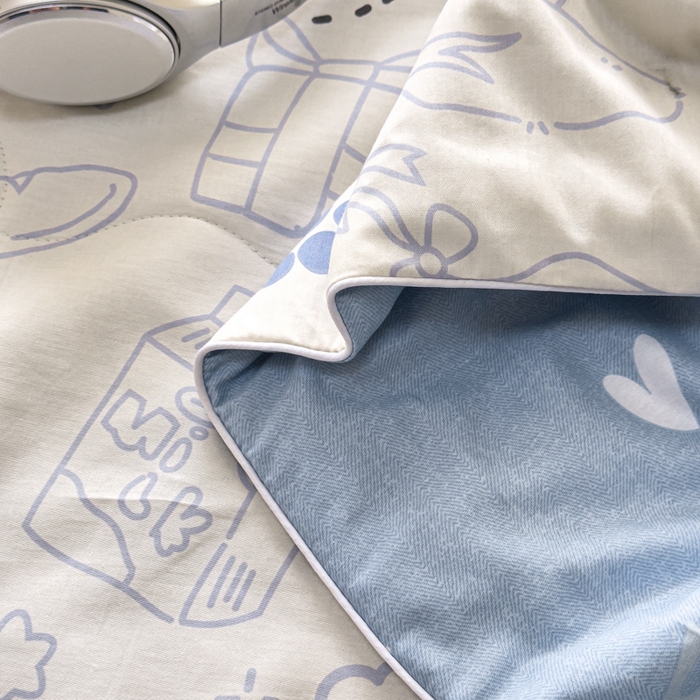 91家纺网 家纺一手货源 找家纺 洺兰家居 2025新款A类全棉印花麻绳款夏被四件套 蓝小狗