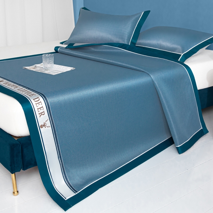 91家纺网 家纺一手货源 找家纺 （总）阿亮家居 2025新款A类母婴级1800D碳光小鹿冰丝席凉席