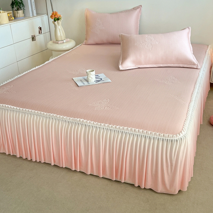 91家纺网 家纺一手货源 找家纺 安哆啦家纺 2025新款凉感冰豆豆花边凉席三件套系列 豆豆床裙-仙女粉