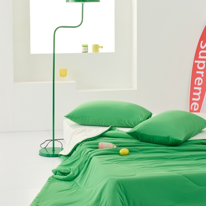 91家纺网 家纺一手货源 找家纺 LADYCOCO可可家居 2025新款多巴胺色系凉感夏被 绿洲（绿色+牙白）