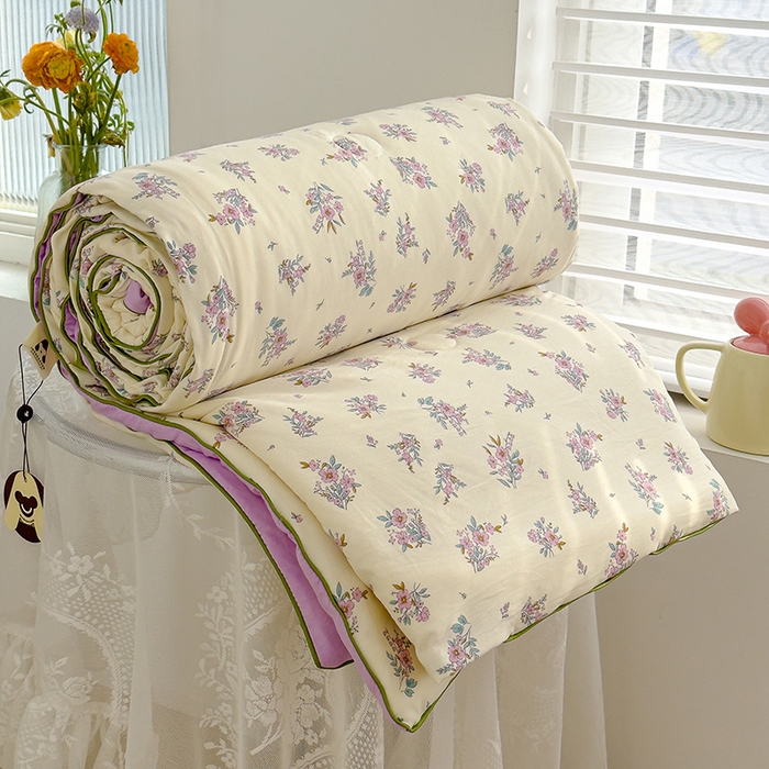 91家纺网 家纺一手货源 找家纺 星巴k家纺 2025新款A类水洗双层纱大豆纤维夏被夏凉被空调被 花语紫