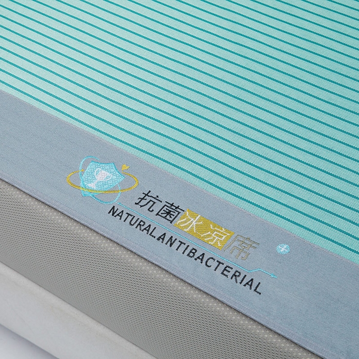 91家纺网 家纺一手货源 找家纺 阿亮家居 2025新款凉席抗菌刺绣可水洗碳光冰丝席包边无纺布冰丝席 素夏 薄荷绿-床笠款