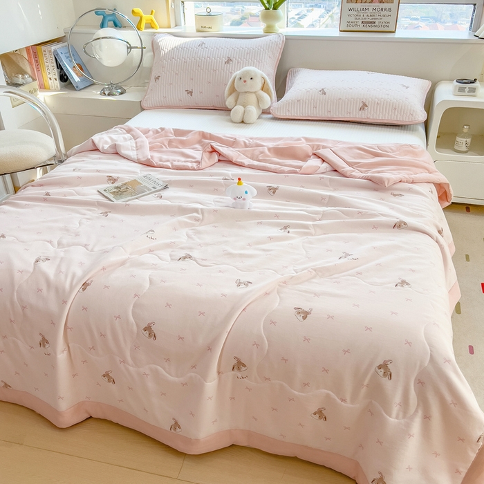 91家纺网 家纺一手货源 找家纺 慕木 2025春夏新款双层纱针织棉夏被夏凉被空调被 萌萌兔