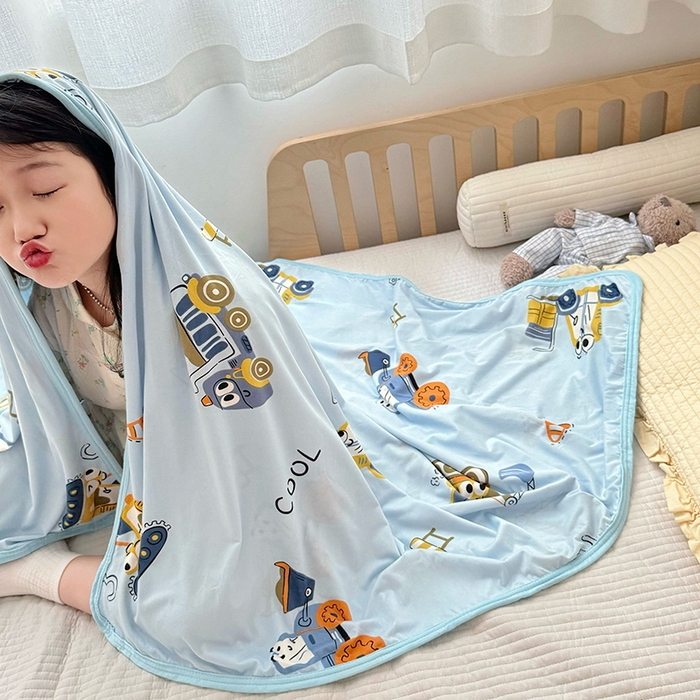 91家纺网 家纺一手货源 找家纺 嗨生活 2025新款婴儿裸睡级凉感针织毯幼儿园夏被儿童夏被毯子 卡通挖机