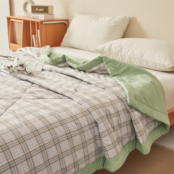 91家纺网 家纺一手货源 找家纺 魅图家纺 2025新款A类云朵棉抗菌棉花夏被 复古格