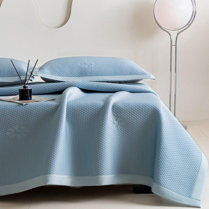 91家纺网 家纺一手货源 找家纺 阿亮家居 2025新款凉席凉豆豆软席床席款 幸运花-海盐蓝