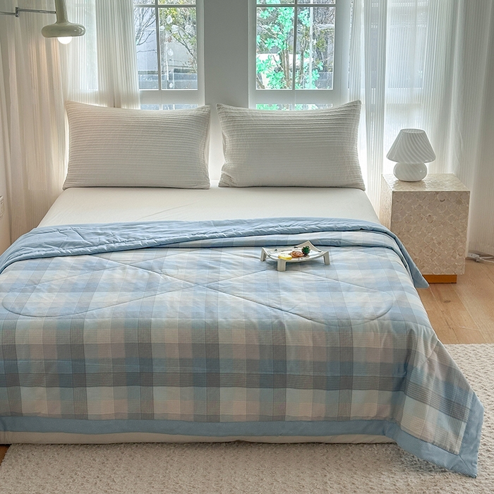 91家纺网 家纺一手货源 找家纺 瑜珠 2025新款A类双面全棉印花夏被夏凉被纯棉空调被 苏伦蓝