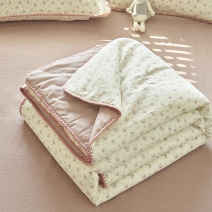 91家纺网 家纺一手货源 找家纺 （总）寐绸家纺 2025新款纯棉双层纱印花大豆纤维夏被四件套