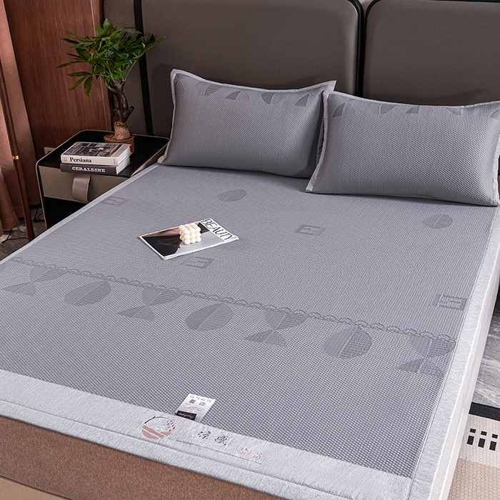 91家纺网 家纺一手货源 找家纺 梵克保罗 2025新款7A抗菌母婴级纯乙纶PE刺绣凉感丝豆豆席 叶子-灰