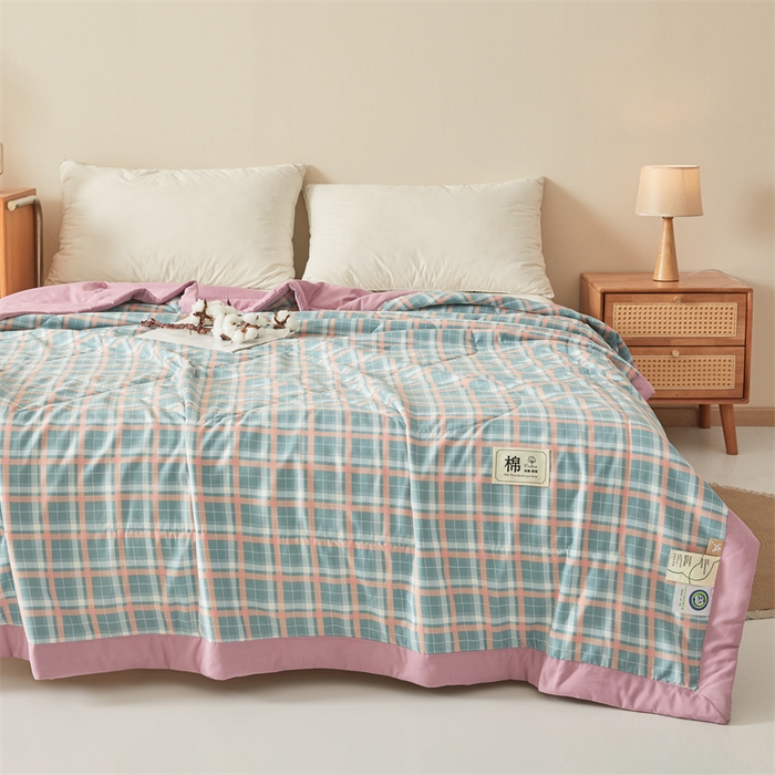 91家纺网 家纺一手货源 找家纺 魅图家纺 2025新款A类云朵棉抗菌棉花夏被 粉黛格