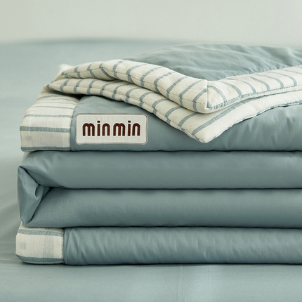 91家纺网 家纺一手货源 找家纺 （总）寐绸家纺 2025新款纯棉水洗棉min绣花竖条边大豆纤维夏被四件套