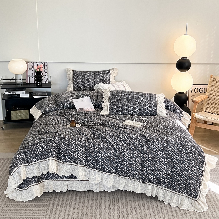 91家纺网 家纺一手货源 找家纺 沐纯家居 2025新款法式小碎花床盖四件套 竺蓝