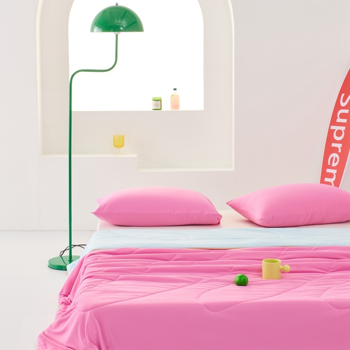 91家纺网 家纺一手货源 找家纺 LADYCOCO可可家居 2025新款多巴胺色系凉感夏被 玫瑰雪球（玫红+浅蓝）