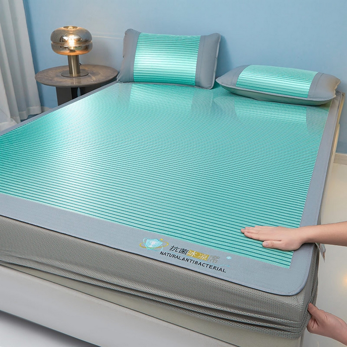 91家纺网 家纺一手货源 找家纺 阿亮家居 2025新款凉席抗菌刺绣可水洗碳光冰丝席包边无纺布冰丝席 素夏 薄荷绿-床笠款