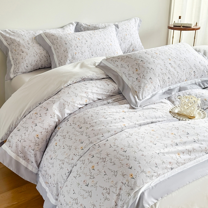 91家纺网 家纺一手货源 找家纺 巧玲珑 2025新款60支A类进口数码印花美式双拼四季款长绒棉四件套 相思坞