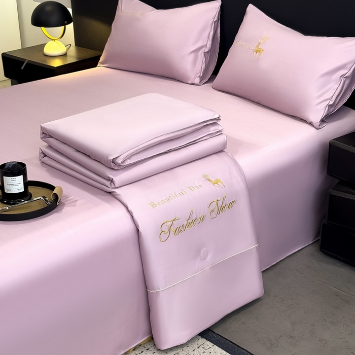 91家纺网 家纺一手货源 找家纺 卡罗兰 2025新款水洗天丝夏凉被空调被水洗真丝夏被四件套-森旅迷鹿 森旅迷鹿-香芋紫