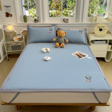 孩子王家纺 2025新款冰豆豆华夫格绣花床单床笠-练练熊系列 天空蓝
