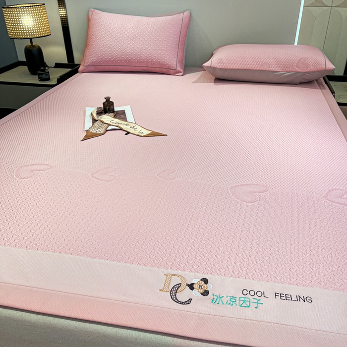 91家纺网 家纺一手货源 找家纺 （总）阿亮家居 2025新款刺绣款凉豆豆凉席