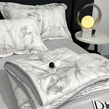 91家纺网 家纺一手货源 找家纺 （总）寐绸家纺 2025新款50兰精天丝数码印花大豆纤维夏被