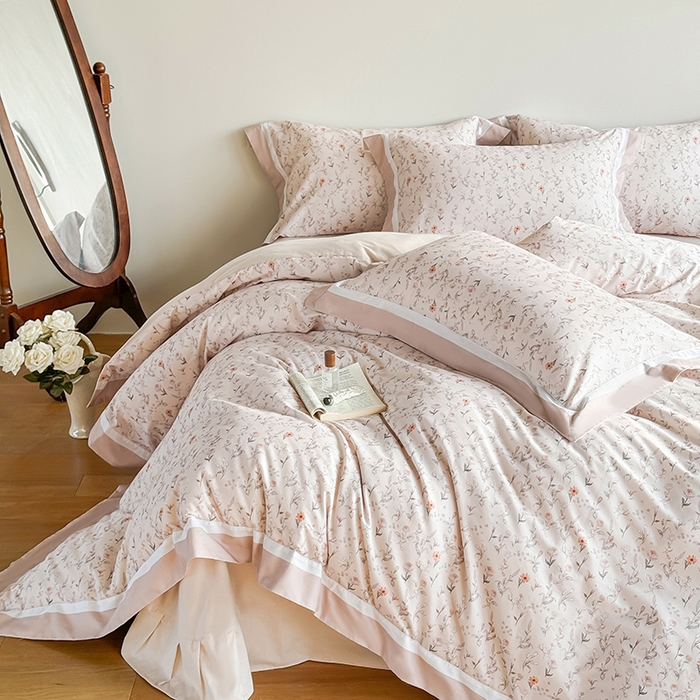 91家纺网 家纺一手货源 找家纺 巧玲珑 2025新款60支A类进口数码印花美式双拼四季款长绒棉四件套 木槿