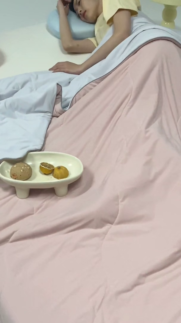 91家纺网 家纺一手货源 找家纺 CINNY馨宜 2025新款A类170g高克重锦氨凉感冷布丁凉感防蚊即刻凉感夏被 可可粉